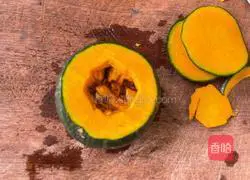 Illustration of how to make roasted pumpkin chunks 2