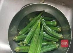 Cold Illustration of how to reduce fat and lose weight with okra 1