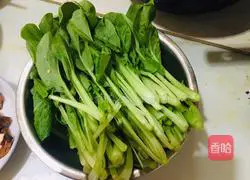 Illustration of how to make fried rapeseed with mushrooms 1