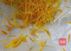Illustration of how to make stir-fried day lily 2
