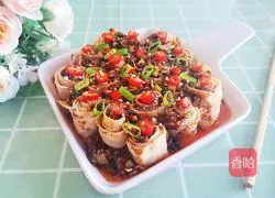 Illustration of how to make spicy bean curd rolls 12