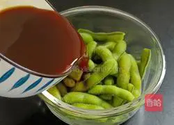 Illustration of how to make glutinous rice beans 11