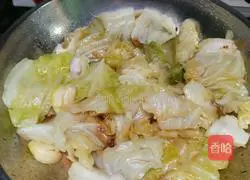 Shred by hand Illustration of how to make Lianbai 3