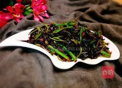 Illustration of how to make garlic amaranth 12