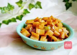 Illustration of how to make sweet and sour diced lotus root 13