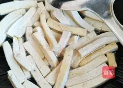 Illustration of how to make fried tofu with garlic 5