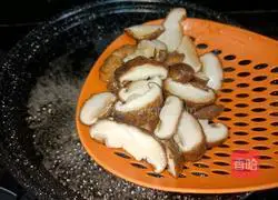 Illustration of how to make mushrooms, tofu and rapeseed 4