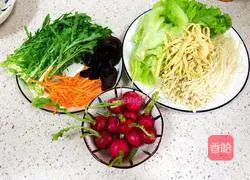 Illustration of how to make shrimps mixed with vegetables 2