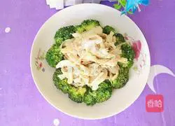 Illustration of Green Leaves' Deep Affection to Roots 17