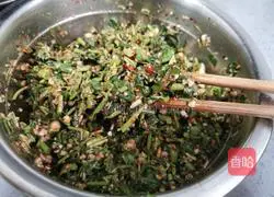 Illustration of how to stir Chinese toon 9