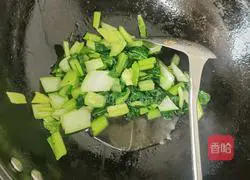 Illustration of how to make stir-fried cabbage 3