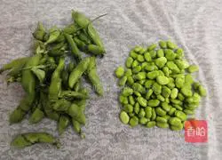 Illustration of how to make fried bean paste with garlic eggs 1