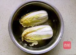 Soup with baby vegetables Practice illustration 1