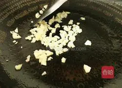 Garlic Luffa Recipe Illustration 5