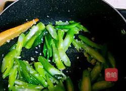 Illustration of how to make rapeseed moss 8