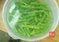 Illustration of how to make cold beans 4