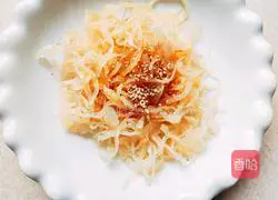 Illustration of how to make fragrant jellyfish skin 6