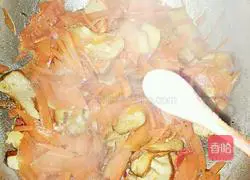Illustration of how to stir-fry carrots 10