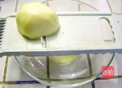 Illustration of how to make cold potato slices 1