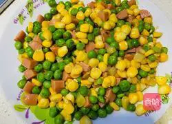Jin Yu Hongfu (Stir-fried diced ham with corn, sweet beans) Recipe 8