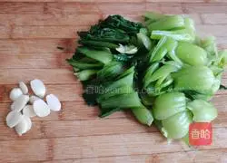 Illustration of how to cook rapeseed with sea rice 8