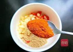 Illustration of how to make cold fungus, yuba and cucumber 11