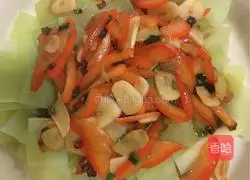 Illustration of how to make delicious stir-fried lettuce 6