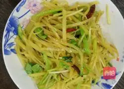 Illustration of how to make cold shredded potatoes 5