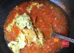Illustration of how to make fried tomatoes with eggs 5