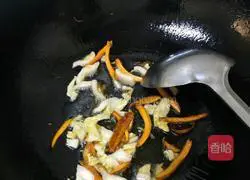 Illustration of how to make vegetarian meatballs 8