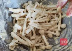 Illustration of how to make fried seafood mushrooms 8