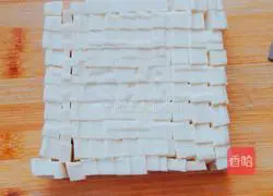 Toon sprouts mixed with Illustration of how to make tofu 2