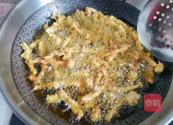 Illustration of how to make fried seafood mushrooms 11