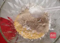 Illustration of making coarse grain steamed buns 3