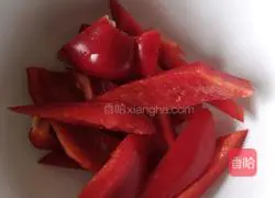 Forgive me for forgetting to take a single photo ~ How to make stir-fried dumplings and melons with peppers Illustration 2