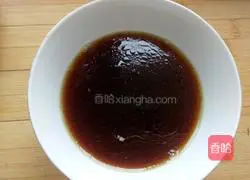 Illustration of how to make garlic mushrooms 13