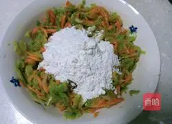 Illustration of how to make vegetable radish meatballs 4