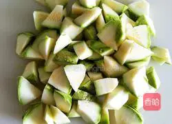 Illustration of how to make zucchini in oyster sauce 2