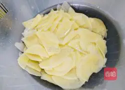 Illustration of how to make pickled pepper potato slices (spicy and sour potato slices) 6