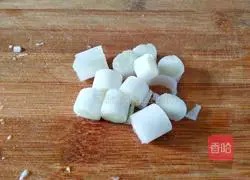 Illustration of how to stir-fry bitter melon 5