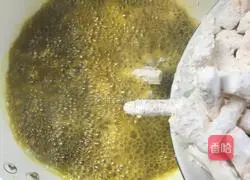 Fragrant Illustration of how to make crispy pineapple 8