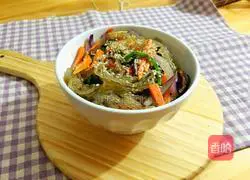 Illustration of Korean mixed vegetables 10