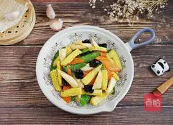 Illustration of how to stir-fry seasonal vegetables with corn shoots 9