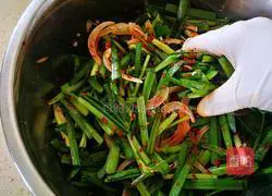 Illustration of Korean-style stir-fried leeks 6