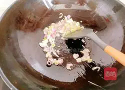 Illustration of how to make vinegar-coated potato shreds 8