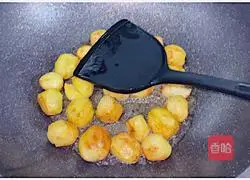 Crispy on the outside and soft on the inside.Instantly beat the roadside stalls❣️Illustration of how to make burnt fragrant baby potatoes 5