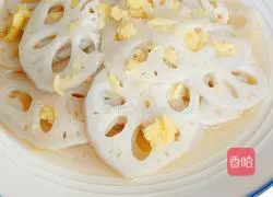 Illustration of how to mix lotus root with minced ginger 11