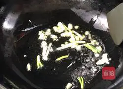 Illustration of how to stir-fry Chinese cabbage with mushrooms 7