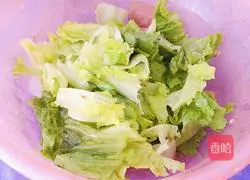 Illustration of how to cook yam and lettuce 4