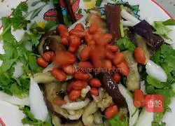 Illustration of how to tear eggplant by hand 7